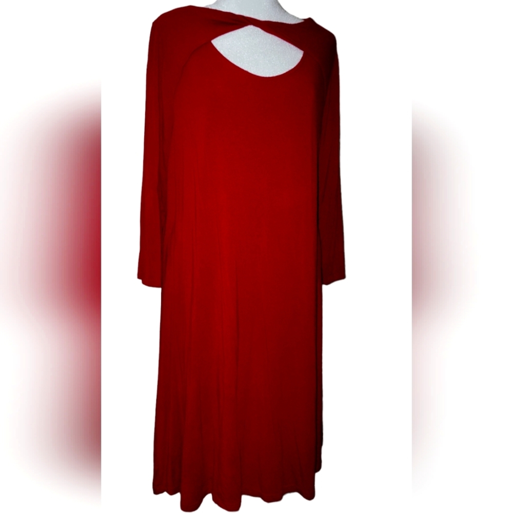 Women's 24/7 brand Red Dress